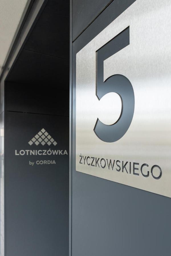 Lotniczówka By Renters Prestige Apartament *
